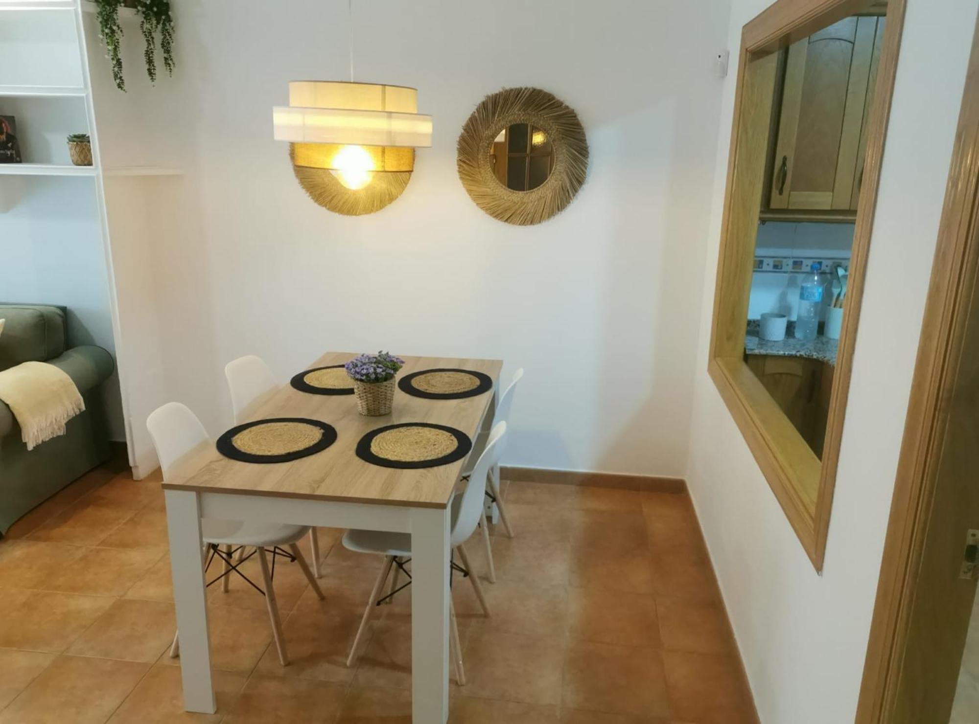 50 M Playa Preciosa Apartment *
